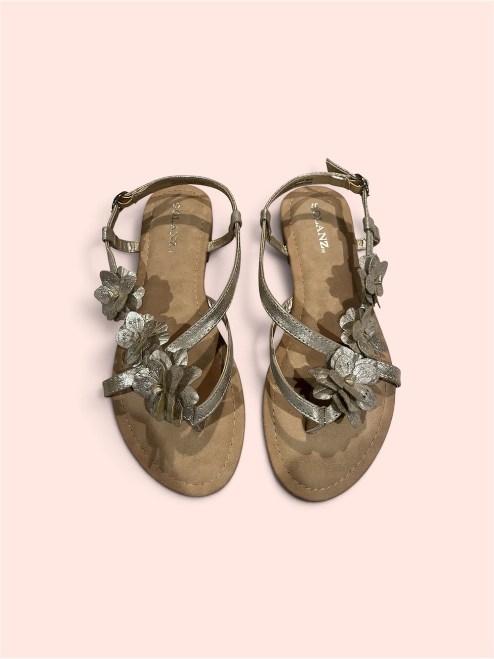 NWT Solanz Gold Metallic Floral Strappy Sandals - Women